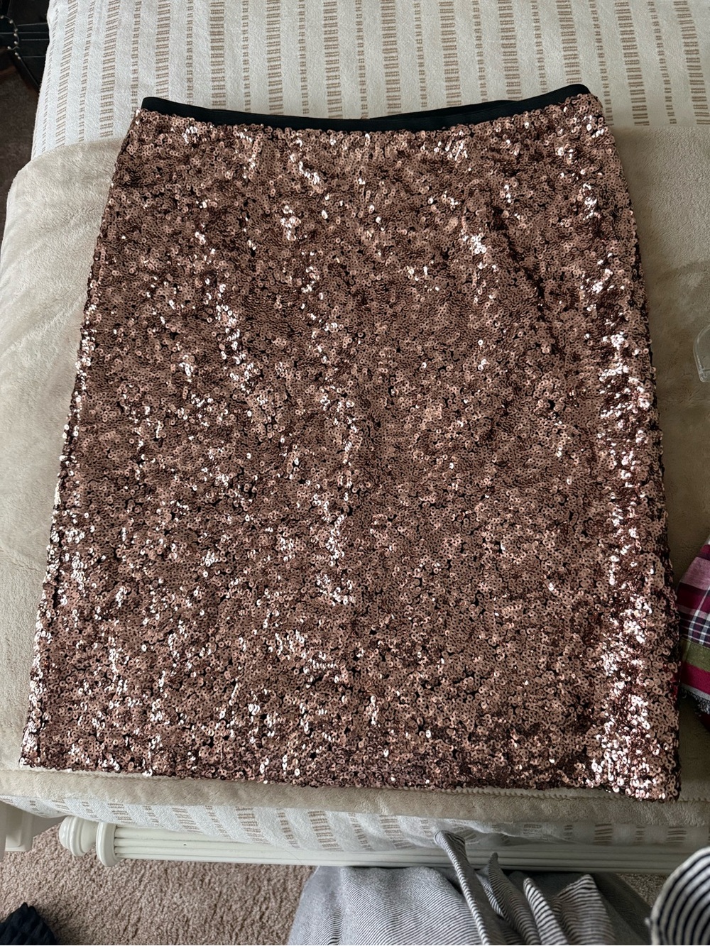 Daniel Cremieux Rose Gold Sequin Pencil Skirt - Picture 1 of 1